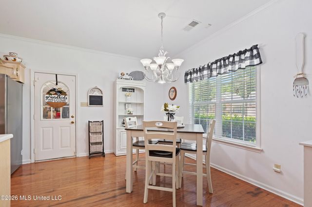 6460 Autumn Oaks Drive, Olive Branch, MS 38654
