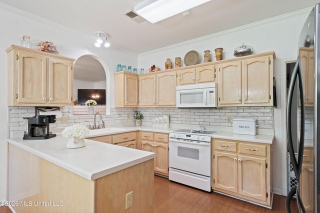 6460 Autumn Oaks Drive, Olive Branch, MS 38654