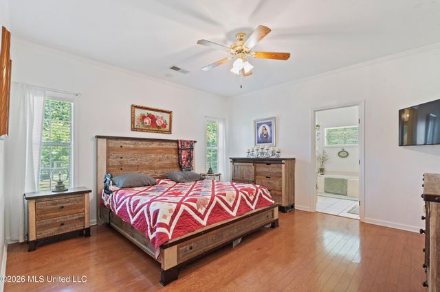 6460 Autumn Oaks Drive, Olive Branch, MS 38654