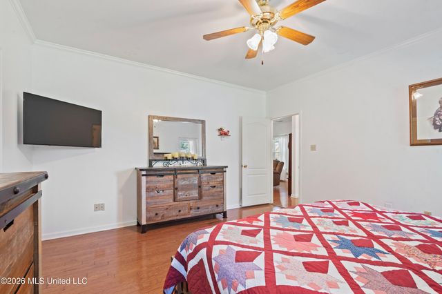 6460 Autumn Oaks Drive, Olive Branch, MS 38654