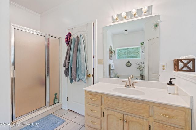6460 Autumn Oaks Drive, Olive Branch, MS 38654
