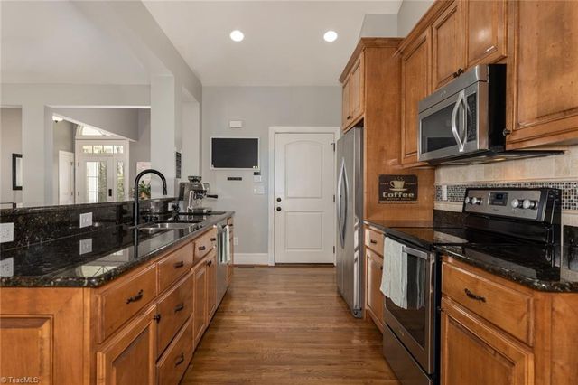 161 Burberry Drive, Purlear, NC 28665