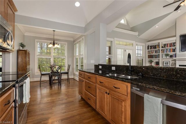 161 Burberry Drive, Purlear, NC 28665