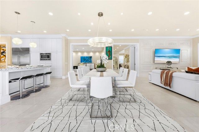 123 Calderon, Irvine, CA 92618