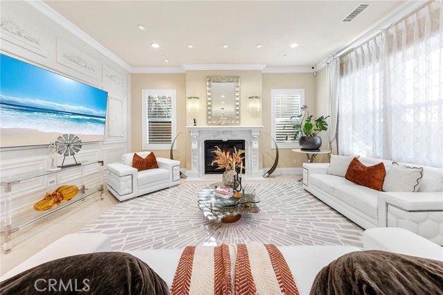 123 Calderon, Irvine, CA 92618