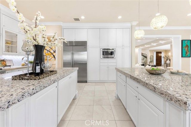 123 Calderon, Irvine, CA 92618