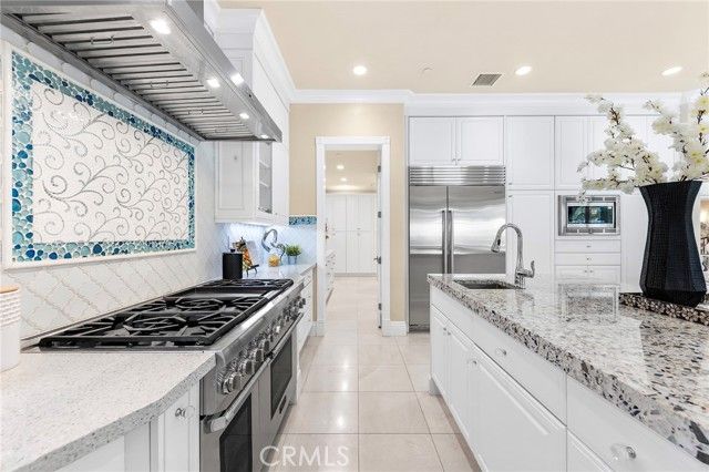 123 Calderon, Irvine, CA 92618