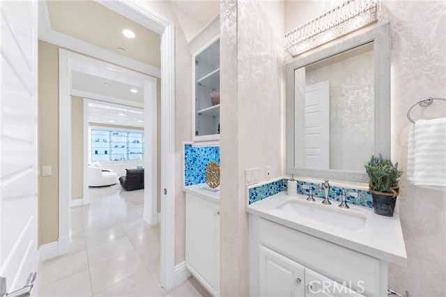 123 Calderon, Irvine, CA 92618