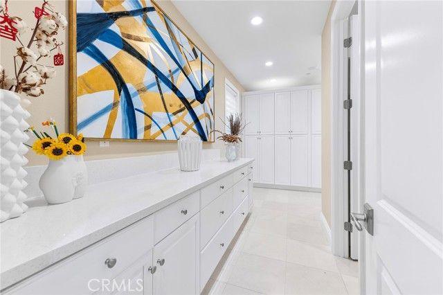 123 Calderon, Irvine, CA 92618