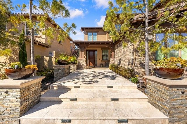 123 Calderon, Irvine, CA 92618