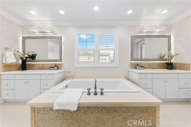 123 Calderon, Irvine, CA 92618