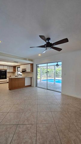 4511 E Country Club Circle, Plantation, FL 33317