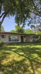 4511 E Country Club Circle, Plantation, FL 33317