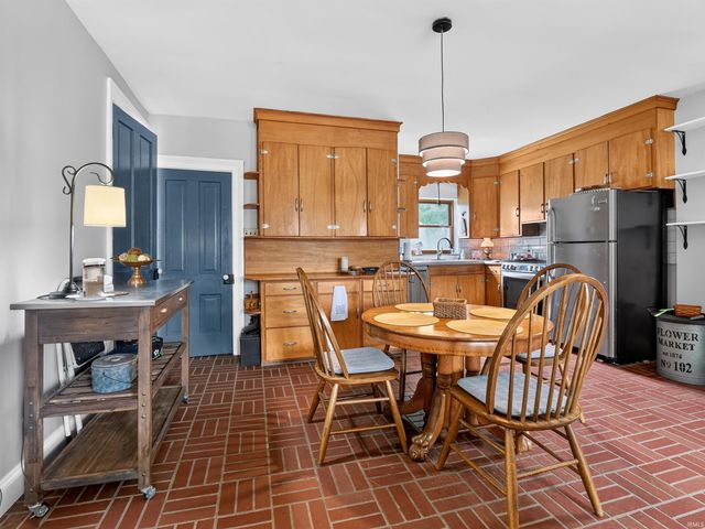 4027 David Lane, Fort Wayne, IN 46815