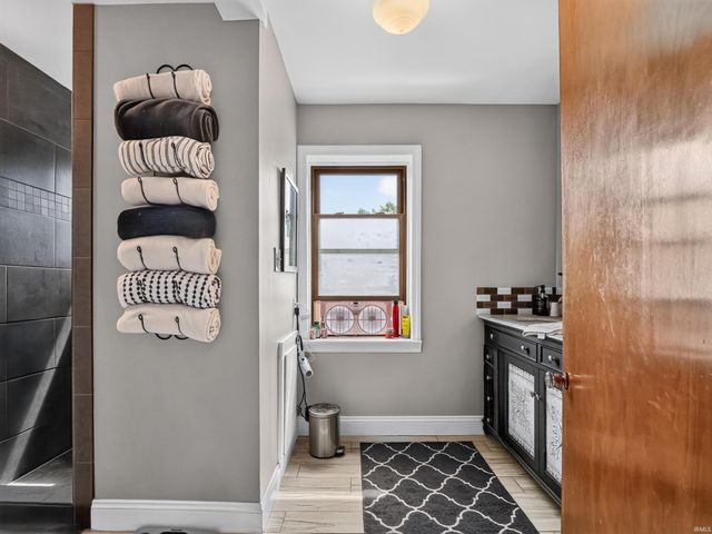 4027 David Lane, Fort Wayne, IN 46815