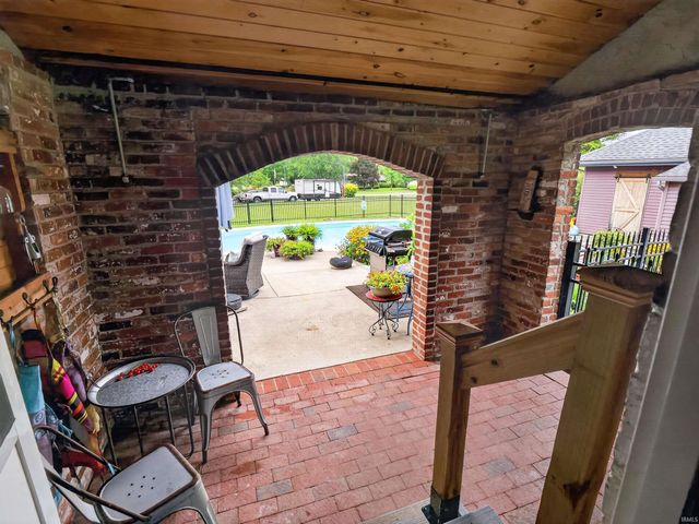 4027 David Lane, Fort Wayne, IN 46815