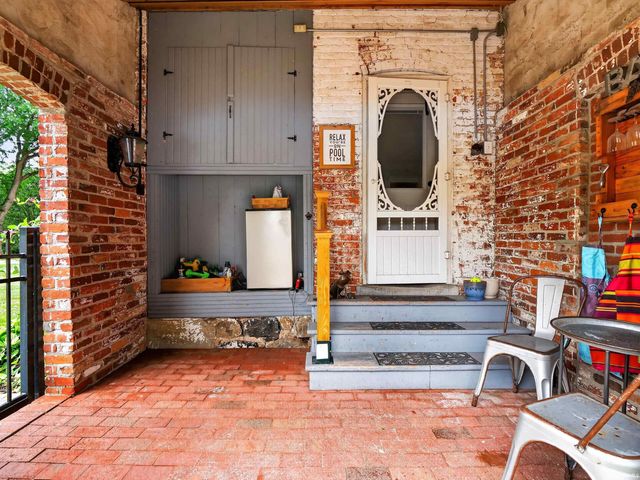 4027 David Lane, Fort Wayne, IN 46815