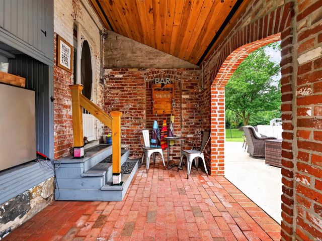 4027 David Lane, Fort Wayne, IN 46815