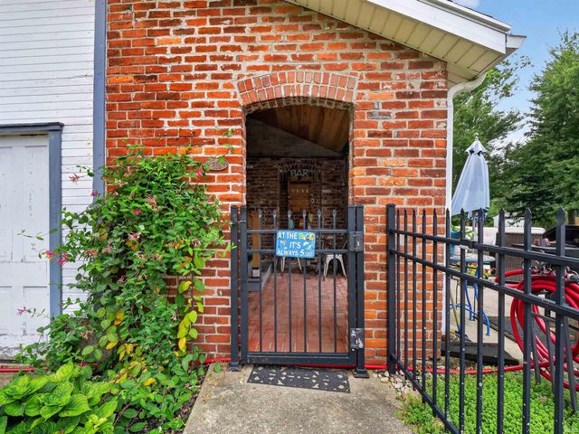 4027 David Lane, Fort Wayne, IN 46815