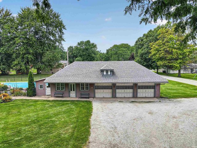 4027 David Lane, Fort Wayne, IN 46815