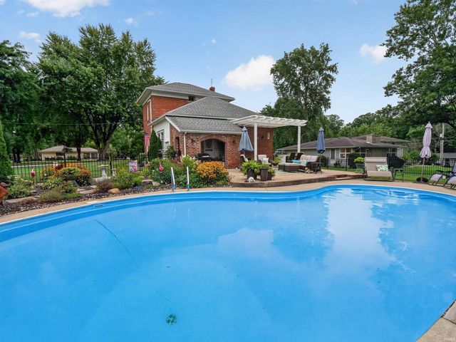 4027 David Lane, Fort Wayne, IN 46815