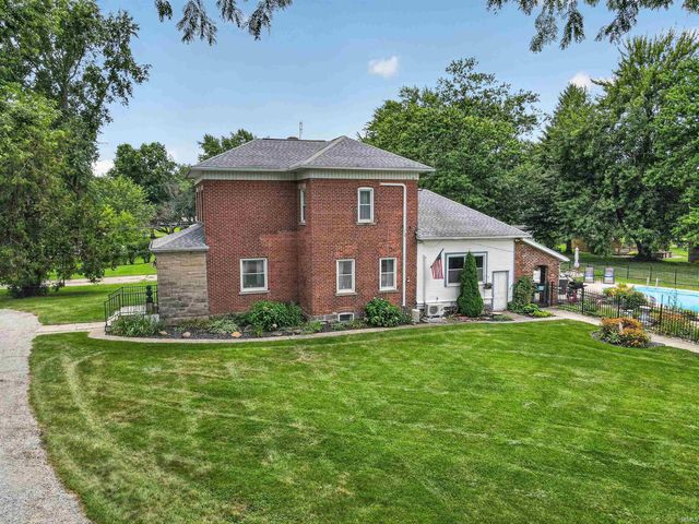 4027 David Lane, Fort Wayne, IN 46815
