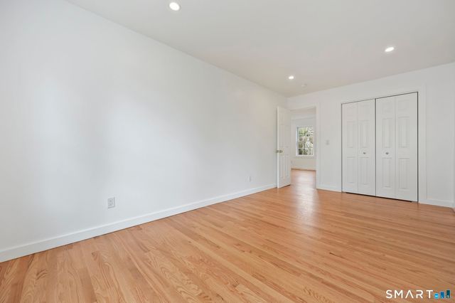 4 Kingsbury Road, New Fairfield, CT 06812