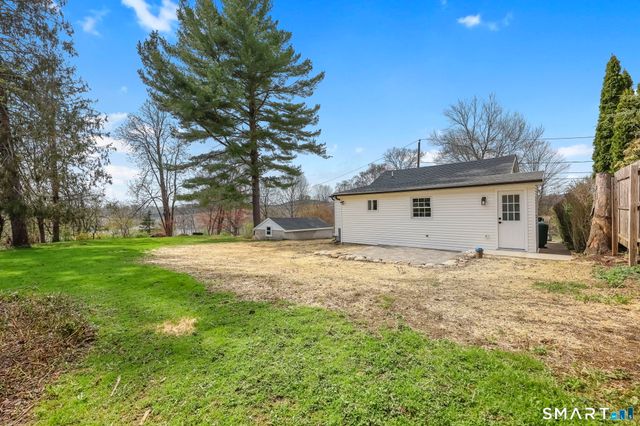 4 Kingsbury Road, New Fairfield, CT 06812