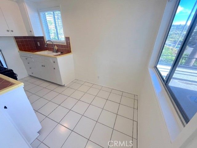 250 Cliff Drive 14, Laguna Beach, CA 92651