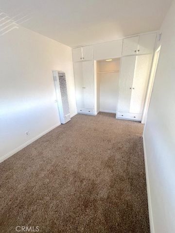 250 Cliff Drive 14, Laguna Beach, CA 92651