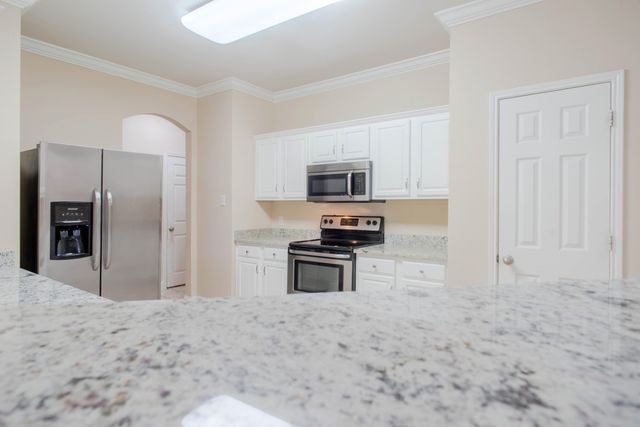 4929 Spur Ridge Court, Fort Worth, TX 76244