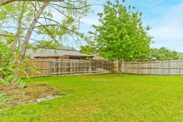 4929 Spur Ridge Court, Fort Worth, TX 76244