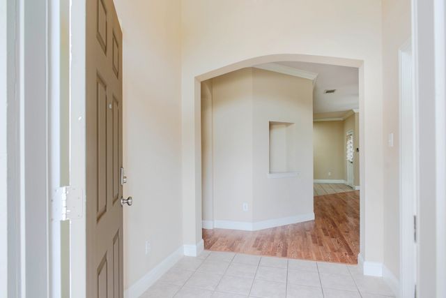 4929 Spur Ridge Court, Fort Worth, TX 76244