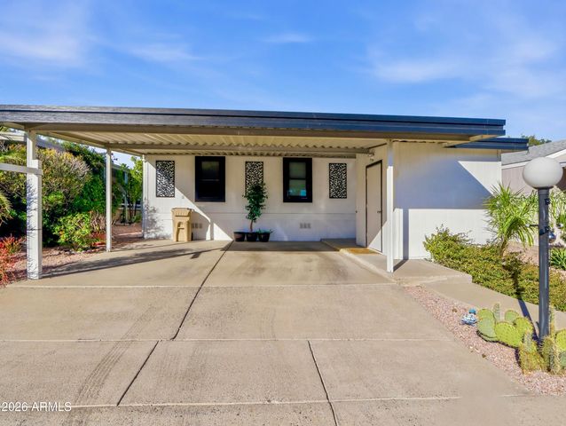 2233 E BEHREND Drive 15, Phoenix, AZ 85024