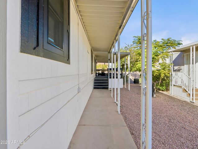 2233 E BEHREND Drive 15, Phoenix, AZ 85024