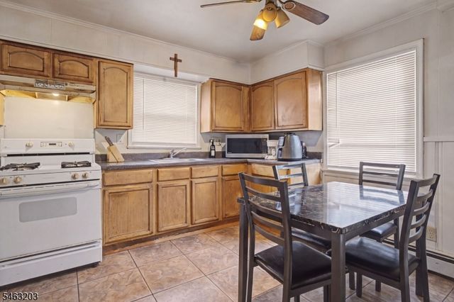 305 Pacific St, Paterson City, NJ 07503