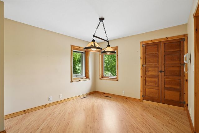 709 Lake Ridge Drive, Cedar Falls, IA 50613