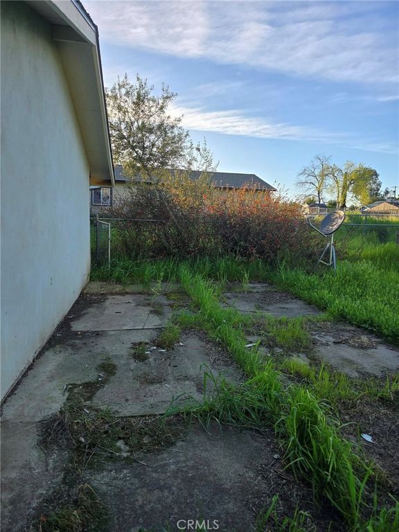 Image 3 of property listing at 1028 Nevada Avenue, Oroville, CA 95965