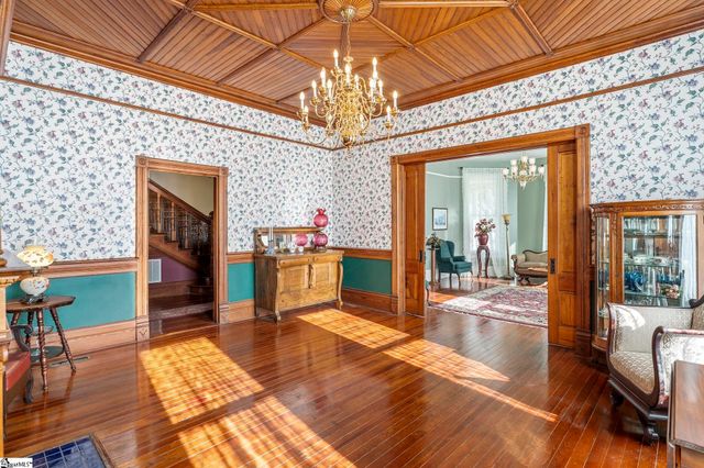 208 S Main Street, Abbeville, SC 29620