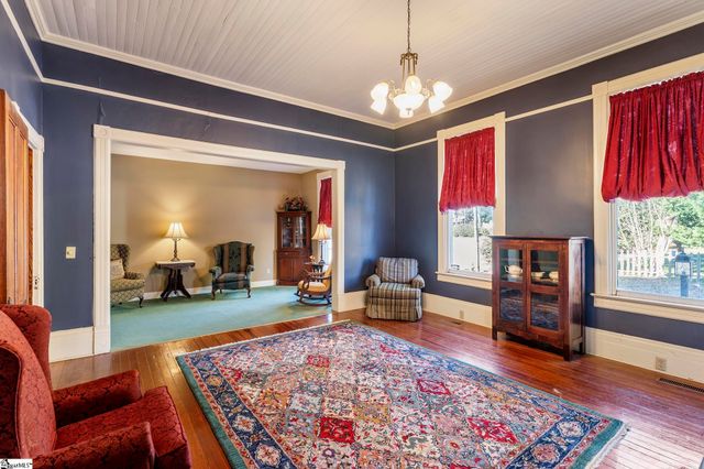 208 S Main Street, Abbeville, SC 29620