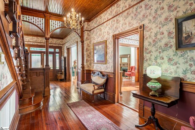 208 S Main Street, Abbeville, SC 29620