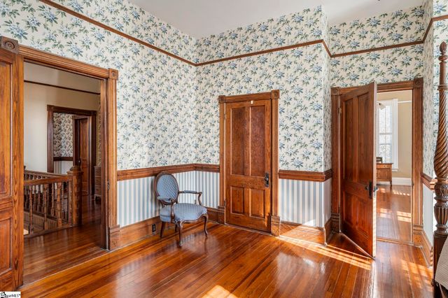 208 S Main Street, Abbeville, SC 29620