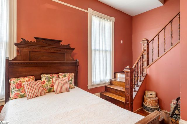 208 S Main Street, Abbeville, SC 29620