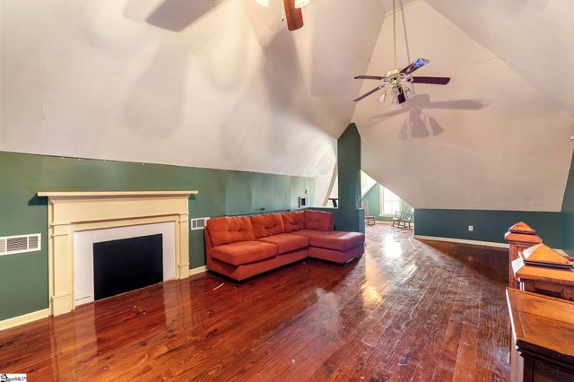 208 S Main Street, Abbeville, SC 29620