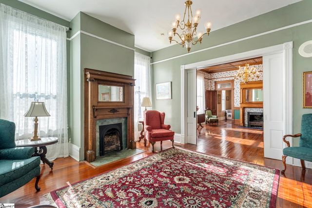 208 S Main Street, Abbeville, SC 29620