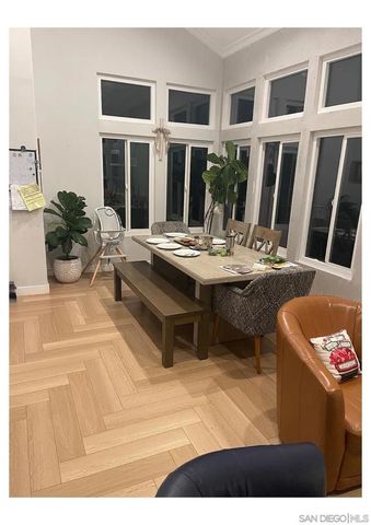 811 Mosaic Cir, Oceanside, CA 92057