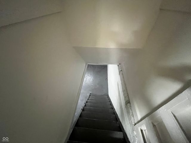 1504 N Gladstone Avenue N, Indianapolis, IN 46201