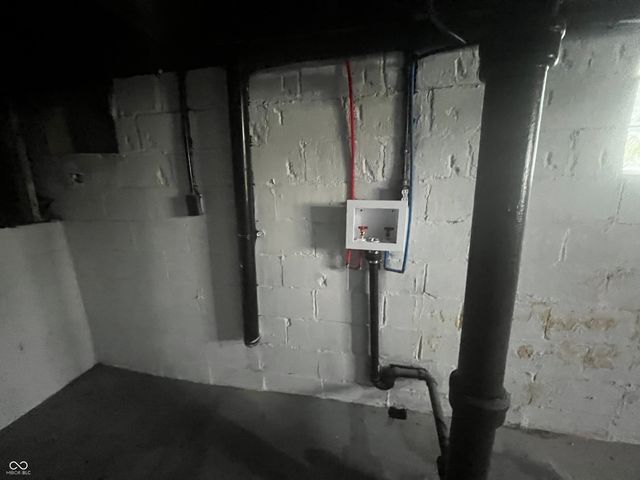 1504 N Gladstone Avenue N, Indianapolis, IN 46201