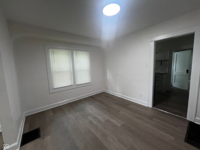 1504 N Gladstone Avenue N, Indianapolis, IN 46201