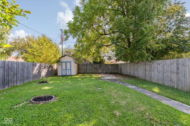 1521 N Gladstone Avenue, Indianapolis, IN 46201